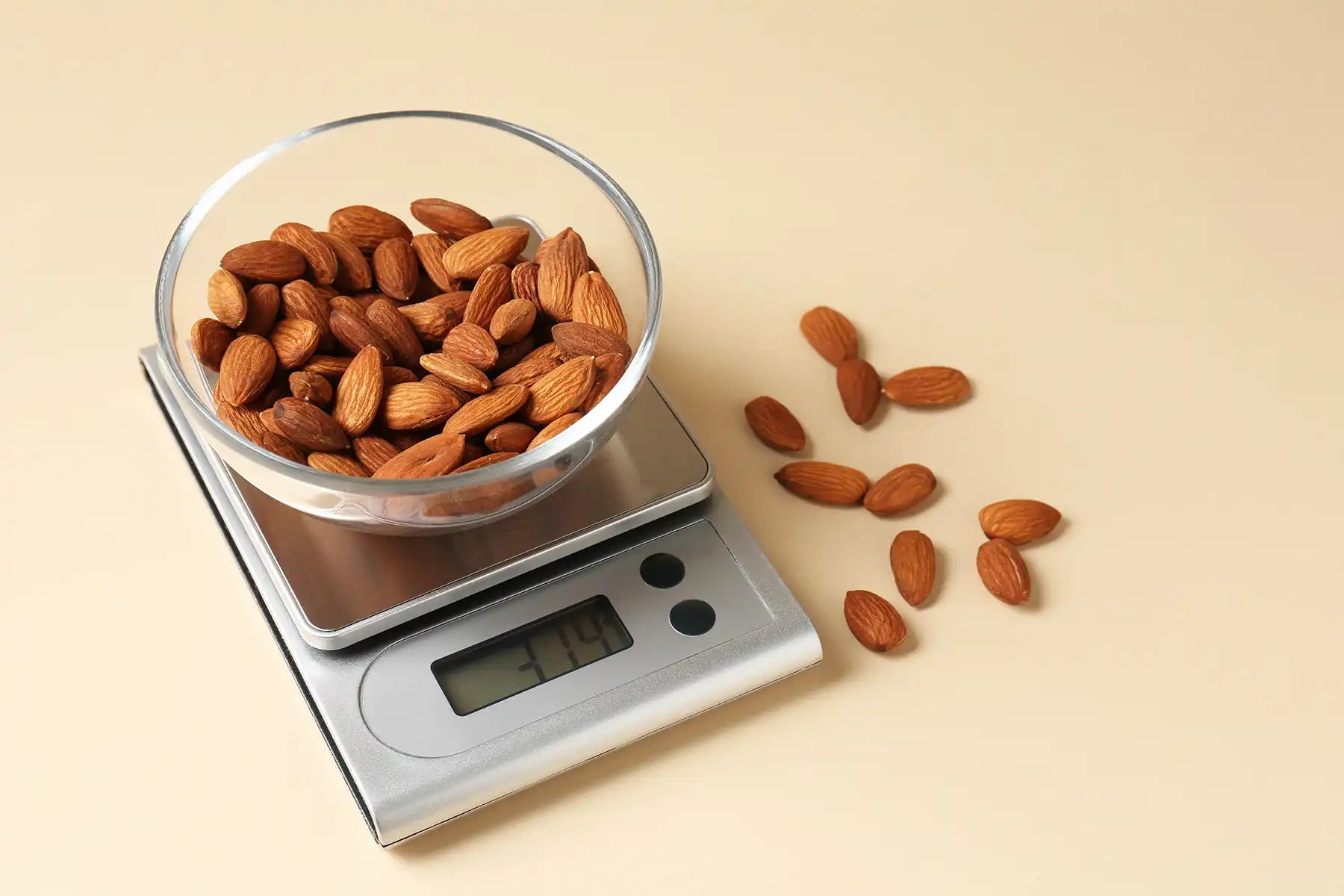 Macros 101: Finding the Right Balance of Protein, Fat & Carbs for Your Goals